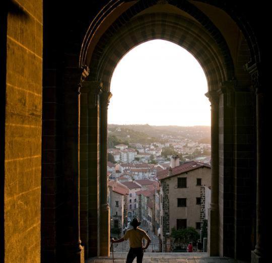 Gite La Decouverte Petit Dejeuner Offert Le Puy-en-Velay Dış mekan fotoğraf